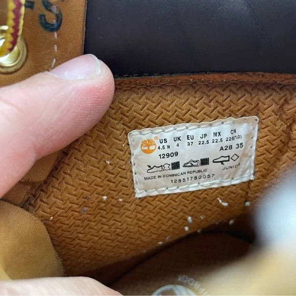 Timberland 6 Inch Premium Junior 'Wheat' Waterproof Boot - Size 4.5Y / 6W - Picture 8 of 8